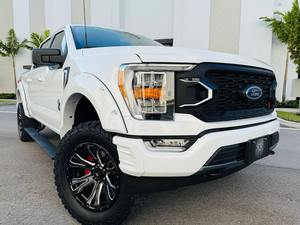 H&S 2022 Ford F-150 XLT SCA Edición Black Widow 5L V8 - Product Image 5