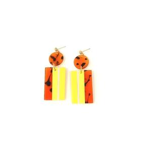 Boucles d'oreilles en résine époxy de style haut de gamme pour les ventes les plus chaudes, nouveau design, boucles d'oreilles en résine époxy de qualité supérieure à 100% pour les mariages - Product Image 6