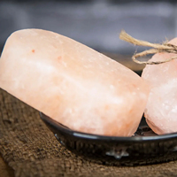 2025 Trending Himalayan Salt Smooth Soap Barre de massage naturelle sculptée à la main pour les soins du corps et la décoration intérieure dans le style amoureux