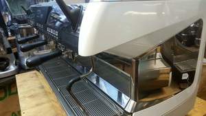 Actual Nuova-Simonelli Appia II - 1 Groupe Vol avec baguette intelligente Machine à expresso commerciale - Product Image 3