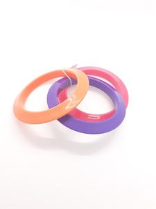 Juego de Brazaletes Artísticos Modernos Hechos a Mano con Resina Maestro, Joyería de Boda para Mujer con Personalización - Product Image 3