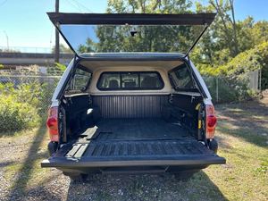 NEATLY USED 2013 pour Tacoma Double Cab SB V6 4WD Conduite à gauche 50001-75000 Miles 150-200Ps - Product Image 5