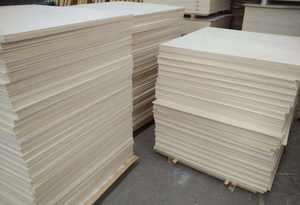 ไม้อัดเบิร์ช ป็อปลาร์-ยูคาลิปตัส จากโรงงานโดยตรง ป้องกันความชื้น ผิวเรียบ เคลือบเมลามีน สำหรับใช้ในครัวและโรงแรม - Product Image 5