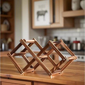 Un porte-bouteilles en bois se tient fièrement dans l'angle, courbes, pour chaque bouteille, comme un relique précieuse, cadeaux de pendaison de crémaillère - Product Image 6