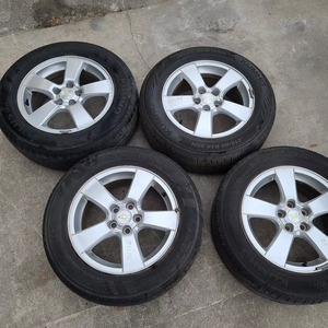 Pneus Kumho neufs 215/60 R16 - Product Image 1