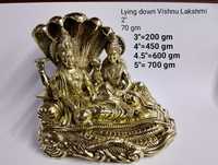 Sculpture artisanale en laiton de style traditionnel représentant le Dieu Vishnu et la déesse Lakshmi par HANDICRAFTS INN