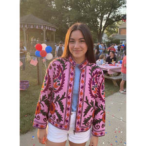 Chaqueta de Algodón Rosa Orchid Bostan, Chaqueta Bomber Transpirable con Bordado Suzani y Motivos de Paisley y Girasol para Primavera - Product Image 6