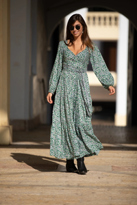 ชุดเดรสยาวพิมพ์ลายดอกไม้สไตล์ลำลองหรูหราสำหรับผู้หญิง แขนยาว เอวธรรมชาติ แต่งระบาย - Product Image 4