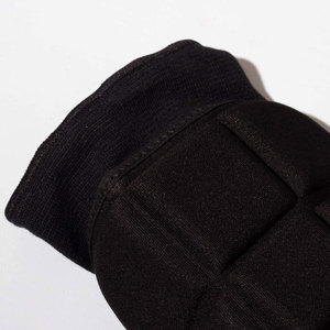Protège-bras de protection pour tir à l'arc en tissu Cordura, coutures renforcées et panneaux ventilés pour un confort durable - Product Image 2