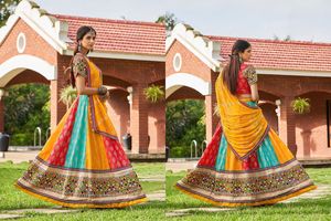Ropa de fiesta de diseñador Nueva colección Navratri Chaniya Choli para ropa de festival de proveedor indio a precio de lote - Product Image 3