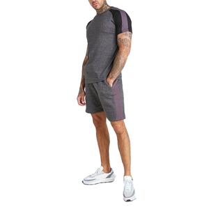 Traje de jogging de verano personalizado para hombres, conjunto corto de dos piezas, camiseta con logotipo lateral de panel de algodón y pantalones cortos, conjuntos de pantalones cortos para hombres - Product Image 1
