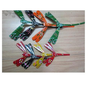 Coloré Bambou Libellule À La Main Peint Jouet Vietnam Traditionnel Artisanat Souvenir Écologique Cadeau De Noël Fabriqué au Vietnam - Product Image 6