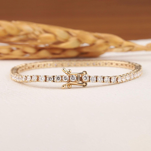 Bracelet de tennis en diamant rond brillant de 2.50 MM pour femmes bijoux de mode pour les fêtes et les cadeaux - Product Image 4