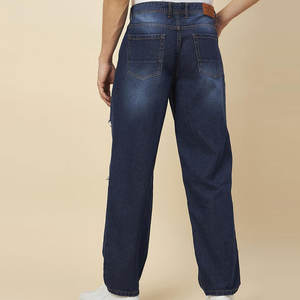 Jeans rasgados desgastados para hombres con un ajuste cónico y jeans rasgados resistentes con borde delantero a la moda - Product Image 4