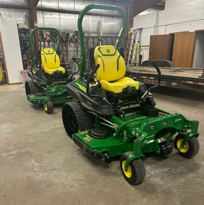 เครื่องตัดหญ้าแบบ Zero Turn ยี่ห้อ John Deere รุ่นอุตสาหกรรม พรีเมียม เครื่องยนต์ 2 จังหวะ - Product Image 5