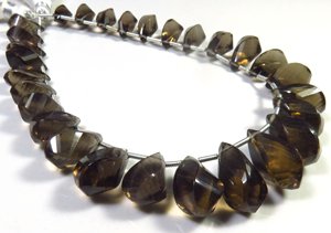 Cuentas de Cuarzo Ahumado Marrón Natural, Hilo de 9 Pulgadas, 28 Piezas, 10-16mm, Corte Facetado, Forma de Lágrima Retorcida, Cuentas de Briolette para DIY - Product Image 3