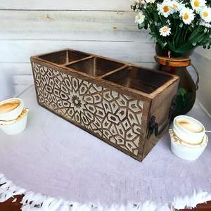 Portacucharas de Madera Clásico, Sostenible, de Tres Niveles, Hecho a Mano, con Estampado Étnico para Cocinas Contemporáneas, Precio al por Mayor - Product Image 4