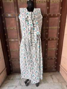 ชุดโบโฮทำมือสำหรับผู้หญิง ชุดฤดูร้อนผ้าฝ้ายพิมพ์ลายดอกไม้ ซักได้ เป็นมิตรกับสิ่งแวดล้อม กระโปรงยาวคลุมเท้า เสื้อสำหรับใส่ไปชายหาด - Product Image 3