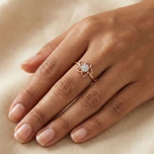 Anillo de oro rosa con diamante natural genuino de 0.07 quilates, corte brillante redondo, HI VS SI, anillo de oro rosa con diamante pequeño HI VS SI para mujer - Product Image 1