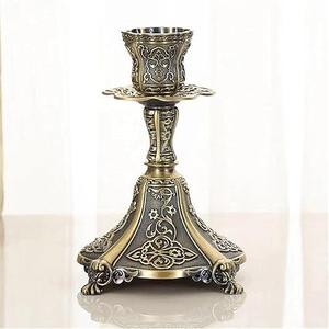 Bougeoir décoratif en métal de luxe moderne élégamment conçu pour les événements formels mariage église automne vacances et décoration intérieure - Product Image 3