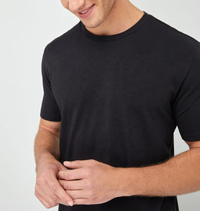 Nueva llegada 2025 etiqueta personalizada 100% algodón manga corta Camiseta negra cuello redondo ajuste Unisex Slim Fit - Product Image 1