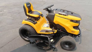 Trattorino rasaerba Cub Cadet XT1 ST54 più venduto - Product Image 2