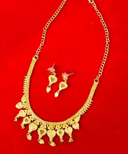 24K chapado en oro Vintage Dubai moda joyería conjunto incluye collar pendientes brazaletes peines cobre Material diamante Alemania - Product Image 6