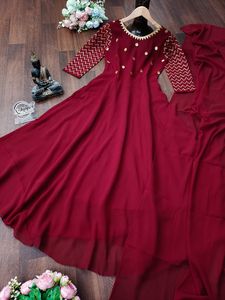 Vestido largo con combinación de colores para hombre y mujer, traje con estampado de Kurti, traje de Anarkali Kurti, hecho a mano, compra del fabricante Gujarat - Product Image 5