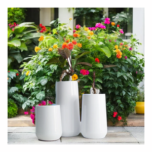 Vente en gros Moyen pot de fleur cylindrique rond en résine plastique Grands jardinières de salon pour la décoration de jardin pour mur et sol - Product Image 1