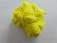 Style solide de fibre discontinue de polyester jaune citron recyclé 100% pour la filature de tissu non tissé du Viet Nam