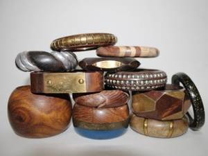 Stylish New Fashion <b>Wooden</b> <b>Bangle</b> for Women with Strip Design Traditional & Trendy - Product Image 4