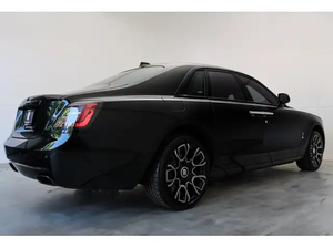 Auto Usado de Buena Calidad, Sedán Compacto de Lujo Negro 2024, 12 Cilindros Turbo, Tracción en las Cuatro Ruedas, Gasolina, Automático, Asientos de Cuero, Techo Panorámico, 360 - Product Image 2