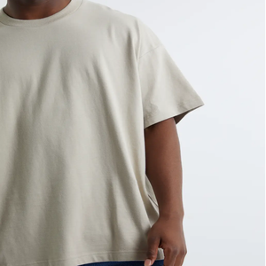 T-shirt en coton lourd 265gsm en gros Impression de logo personnalisé Épaule tombante 100% coton avec un design uni - Product Image 4