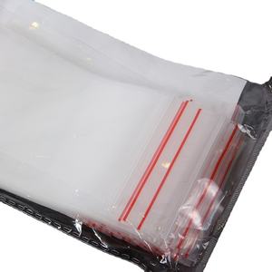 Vente en gros de sacs refermables en polyéthylène LDPE à fermeture éclair en plastique transparent solide avec fermeture à glissière refermable dans l'usine HANPAK du Vietnam avec OEM - Product Image 2
