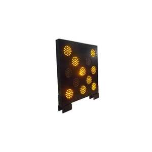 Panneau de signalisation directionnel obligatoire pour l'arrière des camions, 50 x 50 cm, en acier, réfléchissant, signalisation routière, panneau LED « Sol mouillé », panneau de précaution - Product Image 1