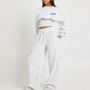 Conjunto Deportivo de Dos Piezas para Mujer, Diseño Urbano, Cómodo, de Felpa Suave, Cálido, Ajuste Recortado de Alta Calidad, Perfecto para Invierno 2026 - Product Image 1