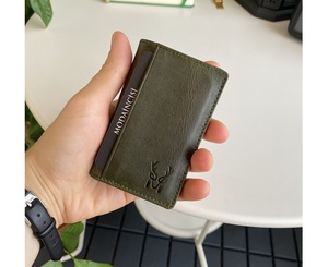 Cartera de cuero genuino elegante y elegante Diseño especial mínimo de color verde-Hecho en Turquía - Product Image 1