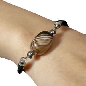 Pulsera Empower b.Essence de beGems, Joyería de Piedras Preciosas con Significado, Diseñada para Aumentar la Confianza, el Amor Propio y la Elegancia - Product Image 2