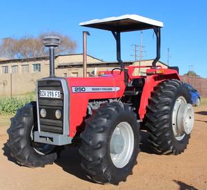 รถแทรกเตอร์มาสซีย์เฟอร์กูสัน รุ่นดั้งเดิม MF 275 MF 385 MF 290 4X4 เครื่องจักรกลการเกษตร รถแทรกเตอร์มาสซีย์เฟอร์กูสัน รถแทรกเตอร์สำหรับงานเกษตร ขาย - Product Image 6