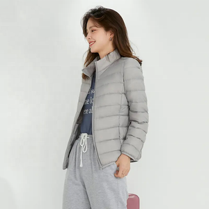 Chaqueta de invierno personalizada para mujer, chaqueta acolchada de algodón suave de talla grande con abrigos ajustados a la moda - Product Image 2