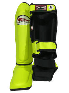 Protections de tibia en cuir personnalisables et légères - TWINS Muay Thai Kicking Arts & MMA Protection - Product Image 3