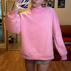 Sudadera con Capucha Extra Grande Informal para Mujer de Alta Calidad, Color Rosa Sólido, Felpa, Personalizada con Bordado Frontal y Cuello Alto Simulado - Product Image 1