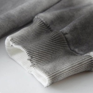 Sudadera con capucha y Top corto para mujer con logotipo personalizado al por mayor, sudadera de manga larga con estampado teñido anudado, cuello con capucha para la temporada de invierno, logotipo frontal - Product Image 4