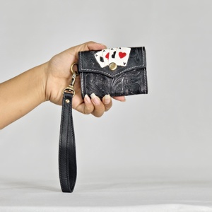 Nueva Cartera de Cuero Genuino para Mujer, Estilo Occidental, Antirrobo, para Pasaporte, Diseño Moderno, Cierre a Presión, Personalizable, Gran Venta - Product Image 1