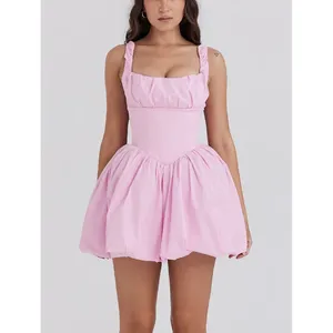 Vente en gros 2025 Mini robe d'été décontractée plissée en coton pour femmes Jupes courtes et respirantes sexy Robes à col carré et licou - Product Image 2