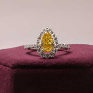 Anillo de Halo de diamante amarillo cultivado en laboratorio con corte redondo, anillo de compromiso cultivado en laboratorio, anillo de oro blanco de 18KT para ella - Product Image 1