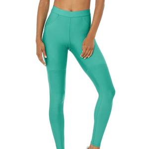 Venta caliente Mujeres Yoga Set Ropa informal Nuevo diseño Adultos Tamaños Último diseño Transpirable Precio barato Por encargo Mujeres Yoga Set - Product Image 5