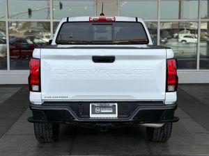 Chevrolet Colorado 2024 Camioneta de Trabajo Cabina Doble Tracción Trasera - Product Image 6
