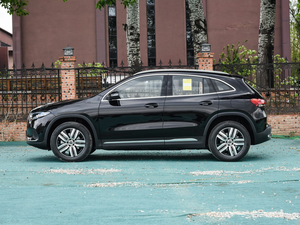 SUV de Lujo EQA260 4WD 2022 con Autonomía de 501-600 km, Auto Eléctrico Rápido de Nueva Energía, 90-110 kWh, 100-150 kW, Origen Estadounidense - Product Image 2