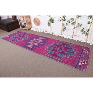 Alfombra turca Vintage de lana tradicional púrpura y rosa, 2,9x10,2 pies, patrón de retazos, alfombra para sala de estar con respaldo de látex - Product Image 1